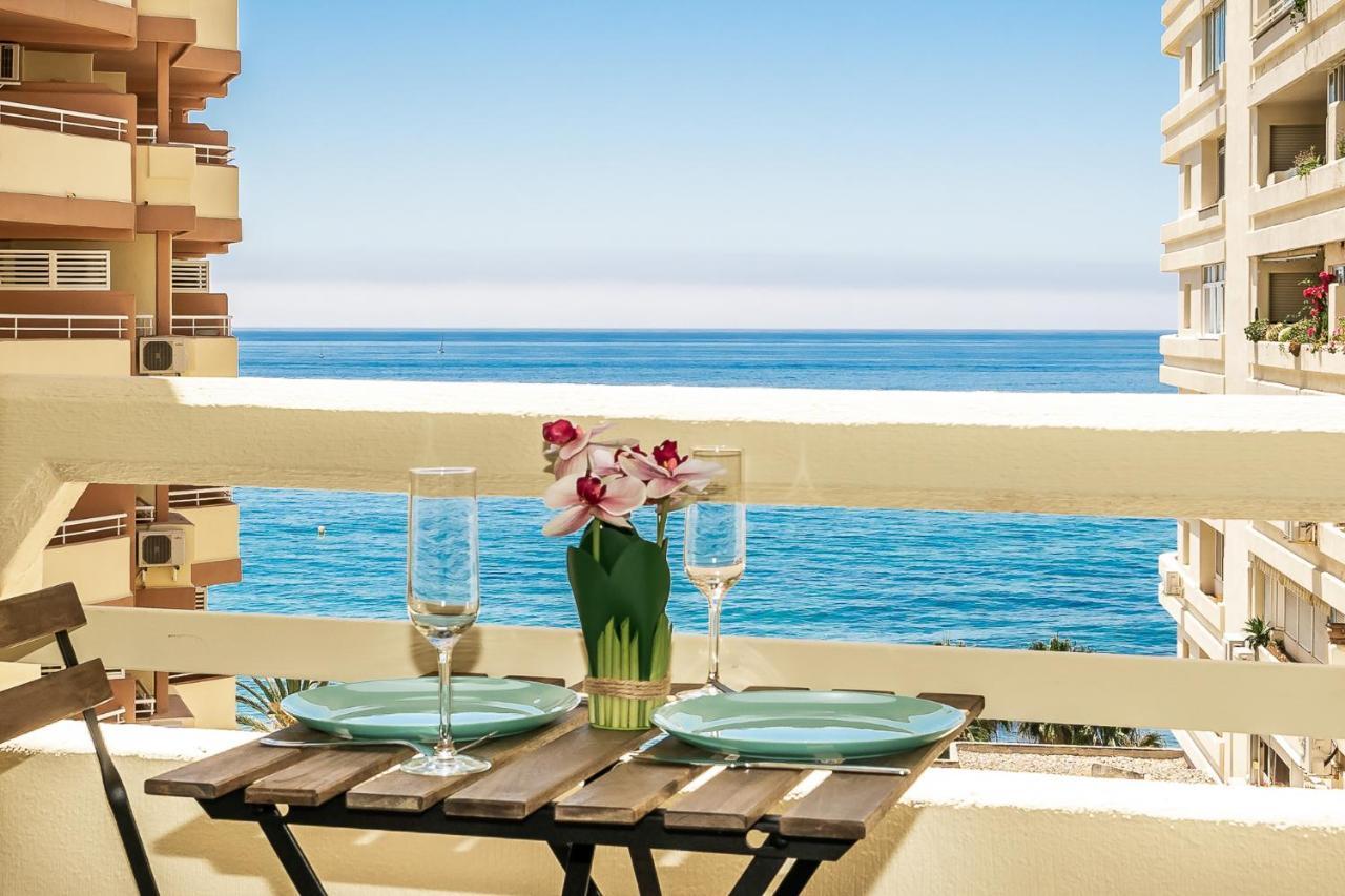 First Line! Art-Apartment On The Seafront Of Marbella With Swimming Pool Bagian luar foto